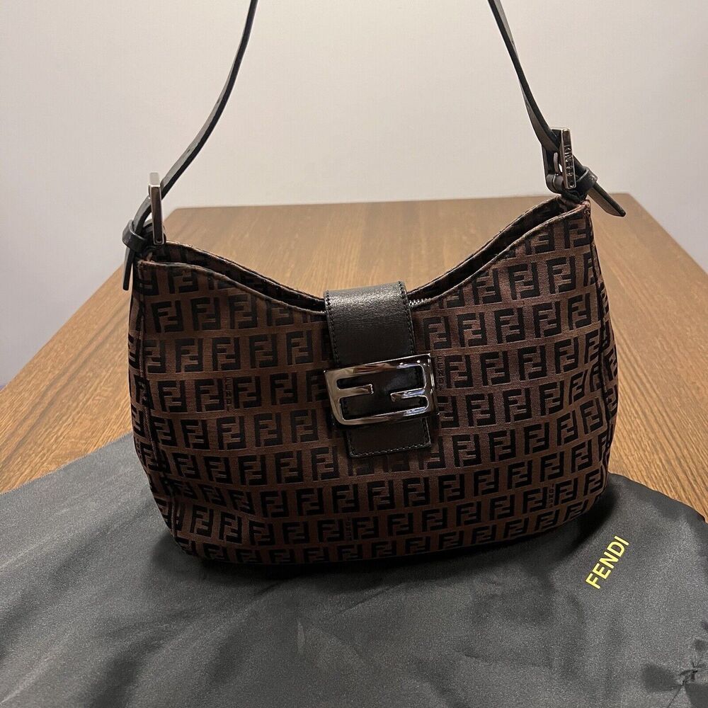 Fendi Zucca Mamma Baguette Handbag/26569/Semi-shoulder/Brown/FENDI